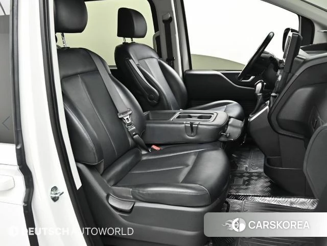 Hyundai Staria id 4561617 из Кореи 20