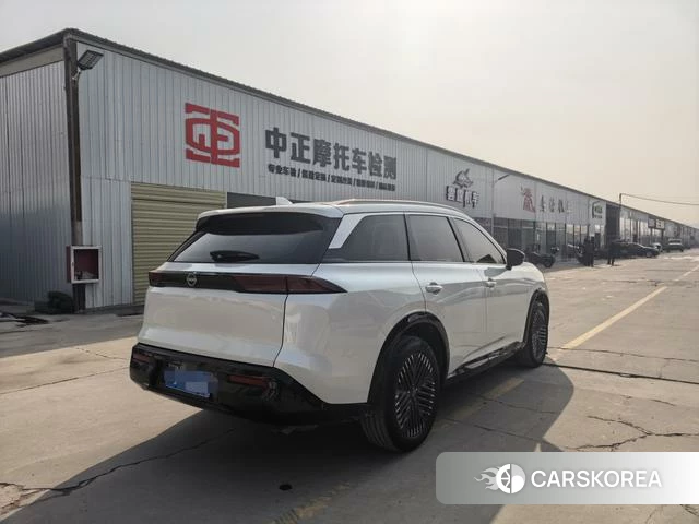 Nissan Exploring the land id 4275741 из Китая 14