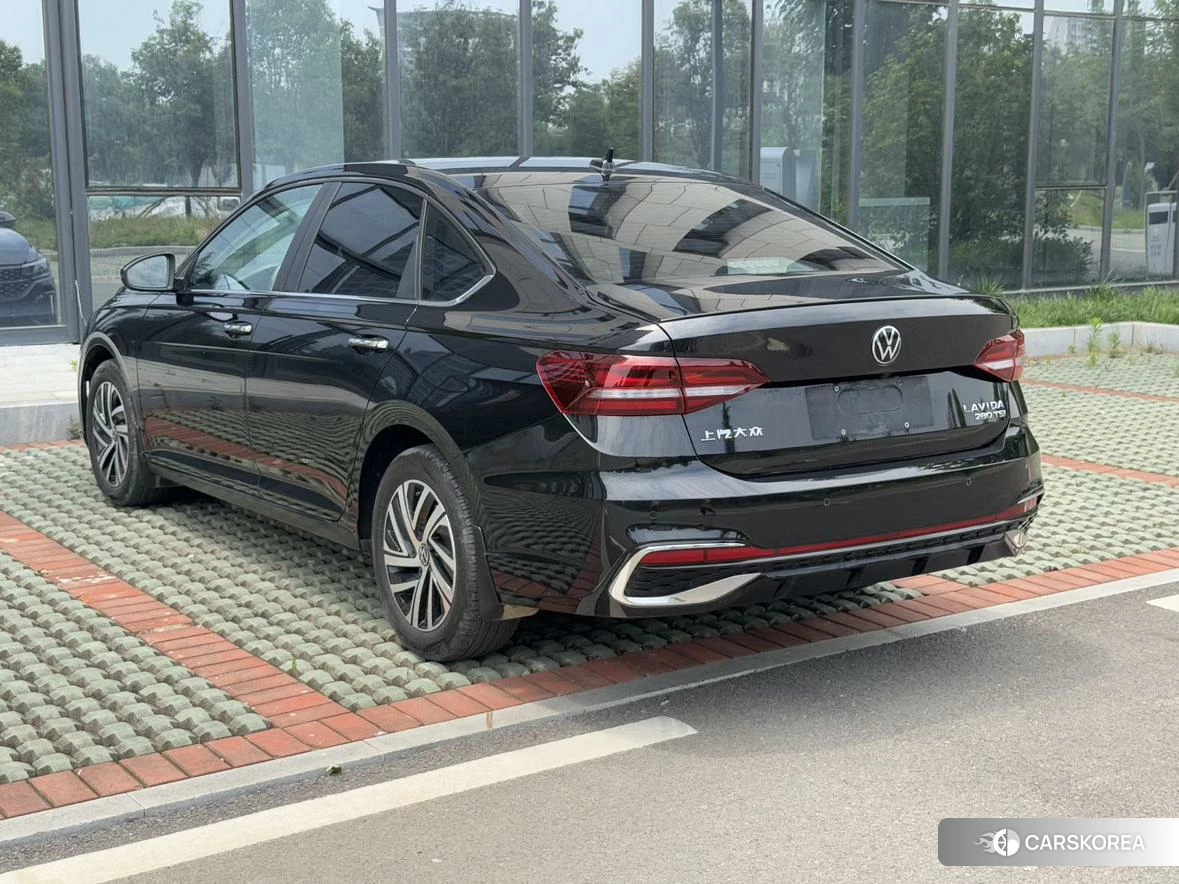 Volkswagen Lavida id 4515084 из Китая 13
