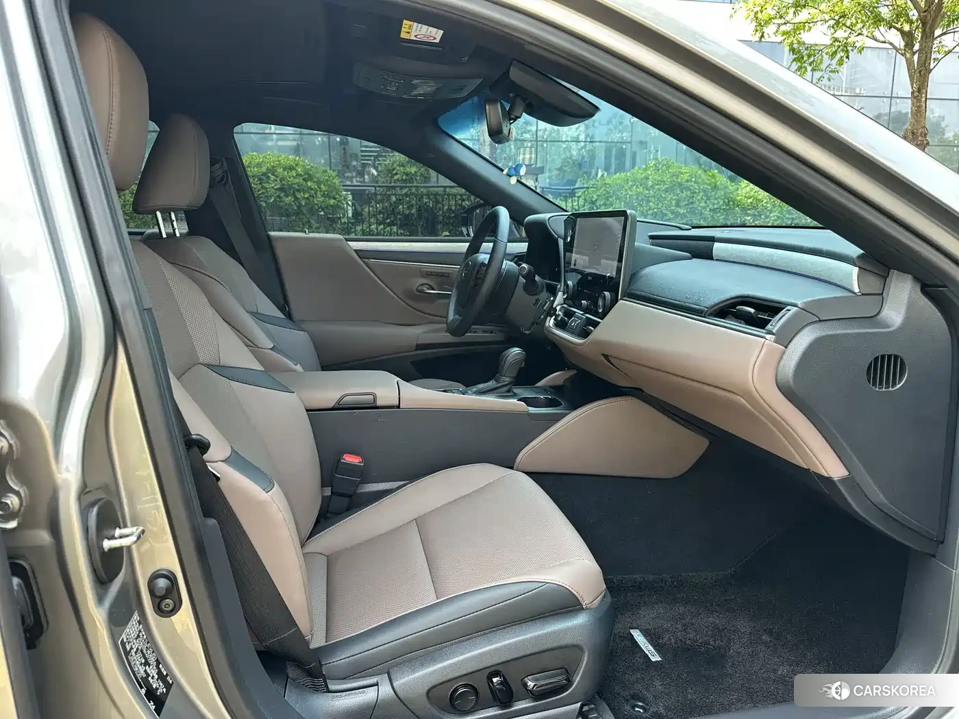 Lexus ES id 4680478 из Китая 15