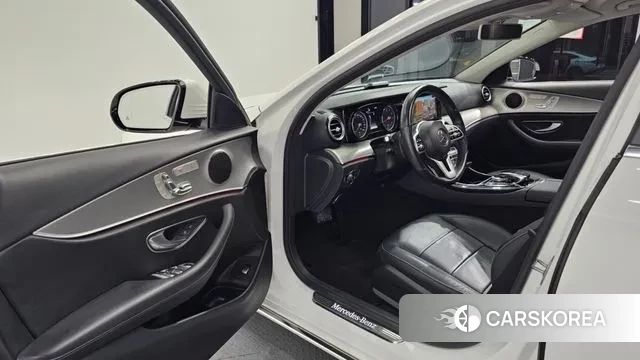 Mercedes-Benz E-Class W213 id 3045276 из Кореи 20