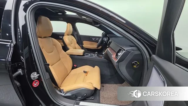 Volvo V60 Cross-Country 2nd Generation id 3539652 из Кореи 20