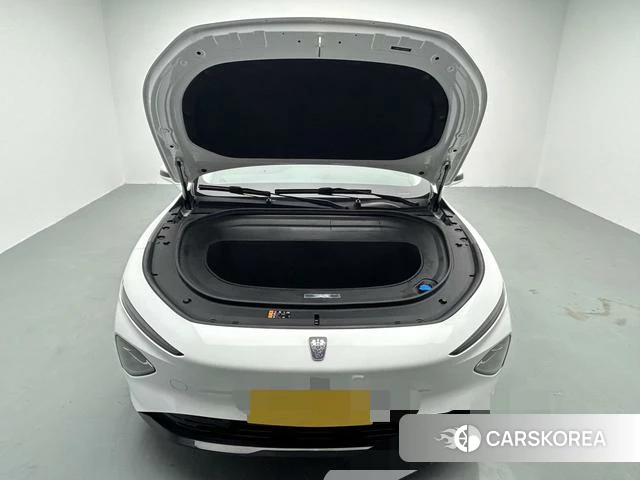 Roewe D7 EV id 4213905 из Китая 19