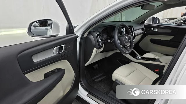 Volvo XC40 id 4630218 из Кореи 32