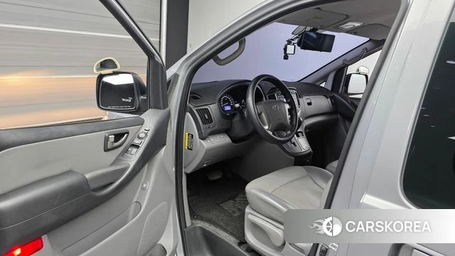 Hyundai The New Grand Starex id 4563061 из Кореи 20