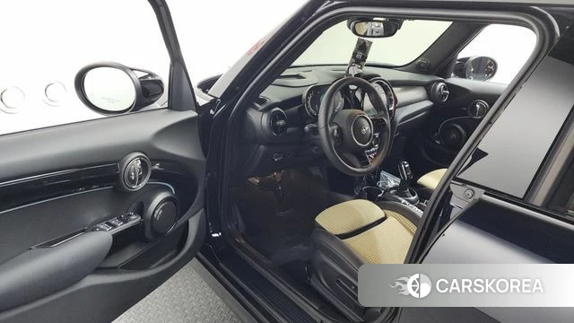 Mini Cooper S id 4178215 из Кореи 20