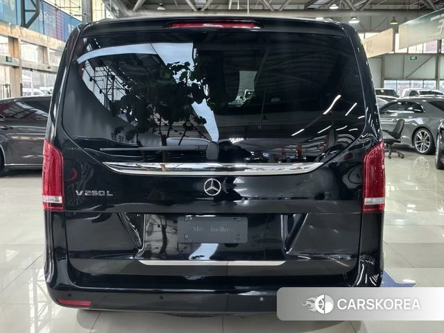 Mercedes-Benz V-class id 4264969 из Китая 29