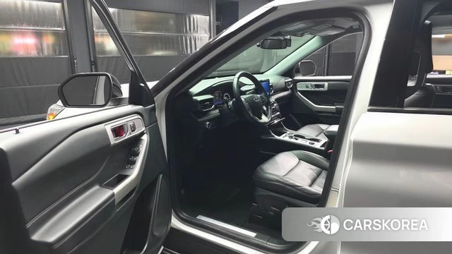 Ford Explorer 6th Generation id 4303846 из Кореи 31