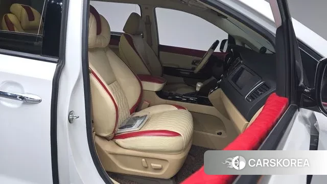 Kia The New Carnival id 3728007 из Кореи 20