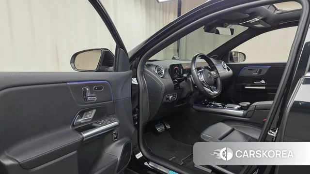 Mercedes-Benz EQA H243 id 4360563 из Кореи 20