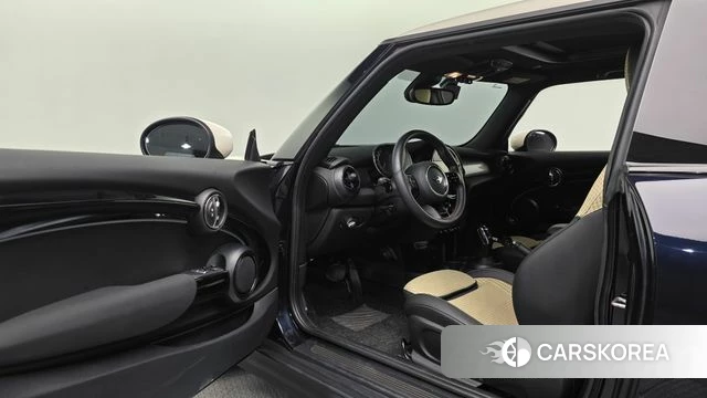 Mini Cooper id 4343179 из Кореи 31