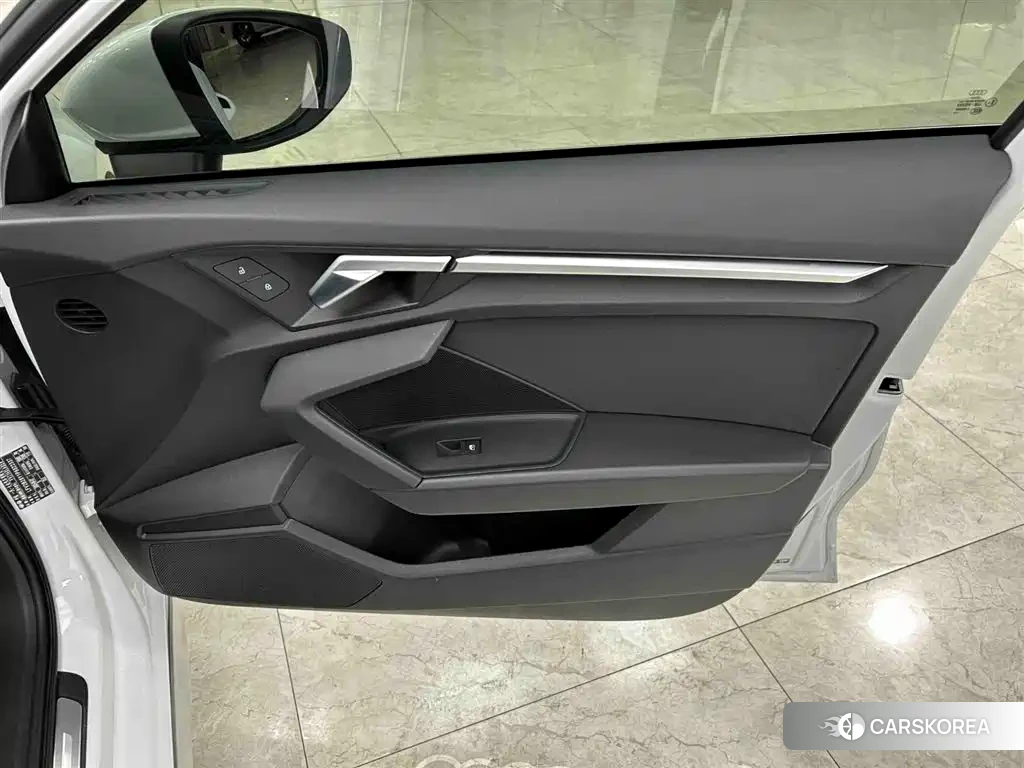 Audi A3 id 4680569 из Китая 24