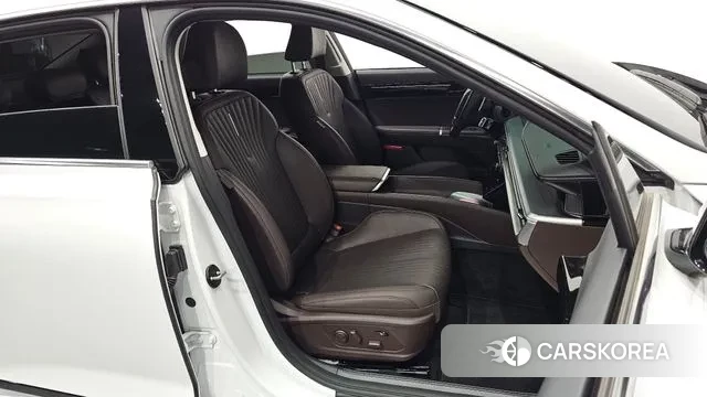 Hyundai Grandeur (GN7) id 3437041 из Кореи 20