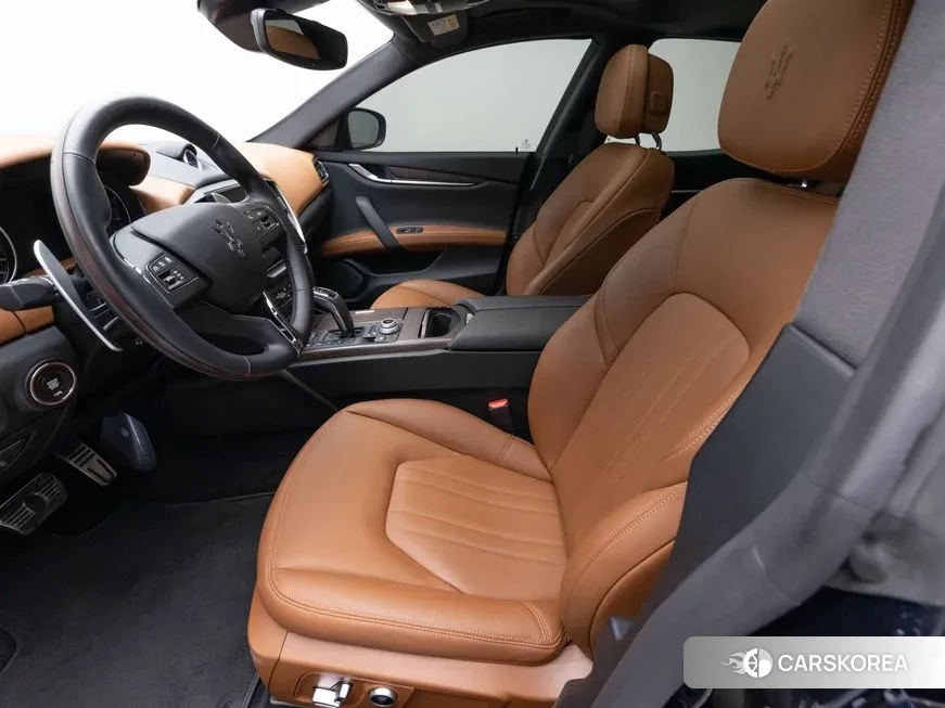 Maserati Ghibli id 2063299 из Кореи 20