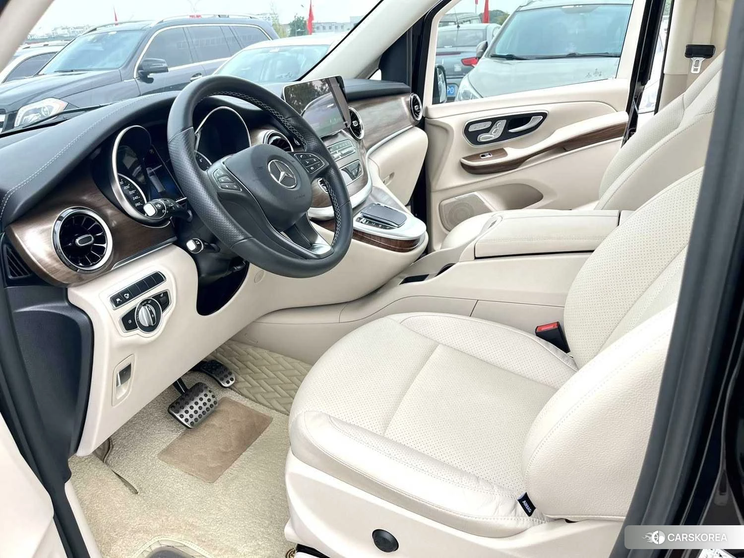Mercedes-Benz V-class id 4452789 из Китая 19