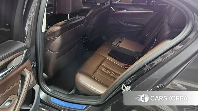 BMW 5 Series (G30) id 3054807 из Кореи 19