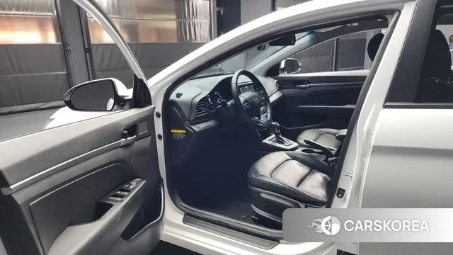 Hyundai The New Avante AD id 3526117 из Кореи 20