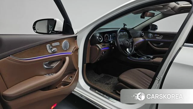 Mercedes-Benz E-Class W213 id 3955913 из Кореи 20