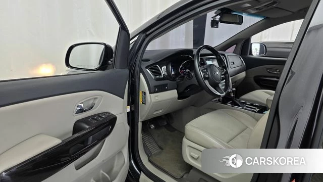 Kia The New Carnival id 4765098 из Кореи 20