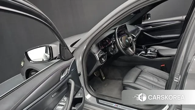 BMW 5 Series (G30) id 3011790 из Кореи 20