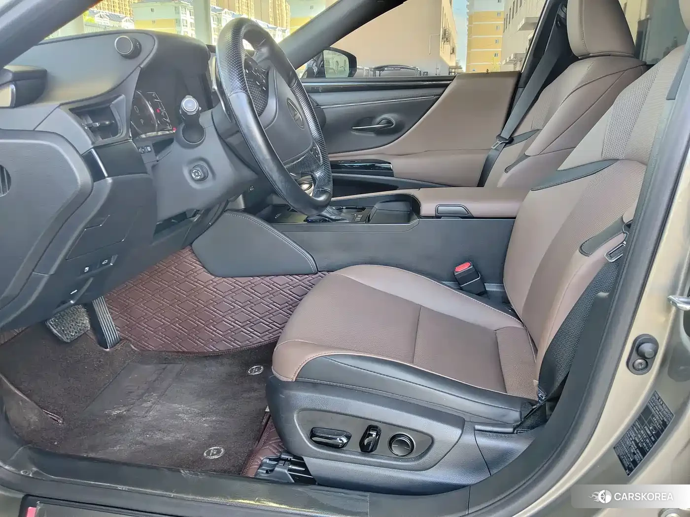 Lexus ES id 4664514 из Китая 13