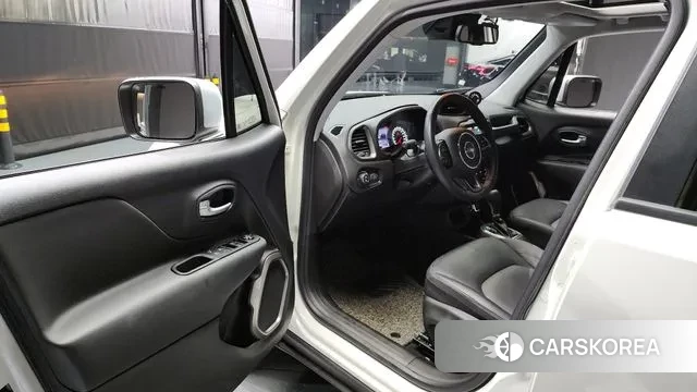 Jeep Renegade id 2969242 из Кореи 20