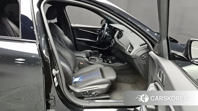 BMW 1 Series (F40) id 3664355 из Кореи 20