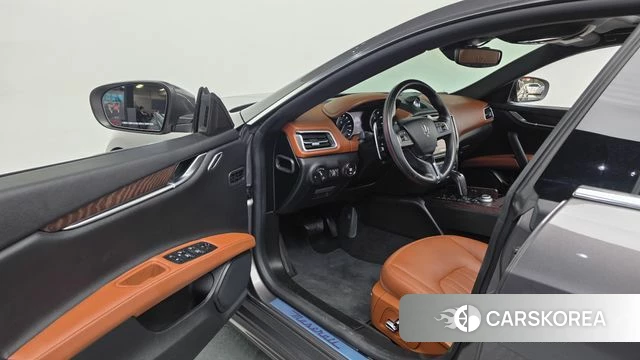 Maserati Ghibli id 4267639 из Кореи 20