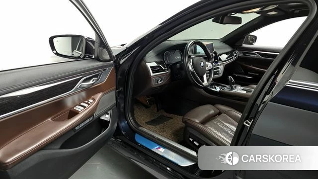 BMW 7 Series (G11) id 4403696 из Кореи 20