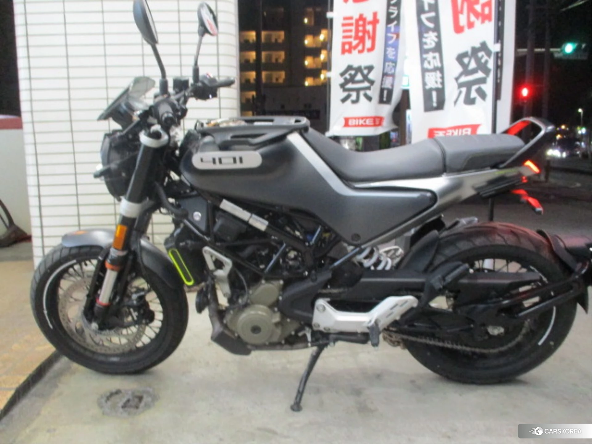 Husqvarna SVARTPILEN 401 id 4320467 из Японии 15