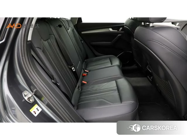 Audi Q5L id 4273001 из Китая 10