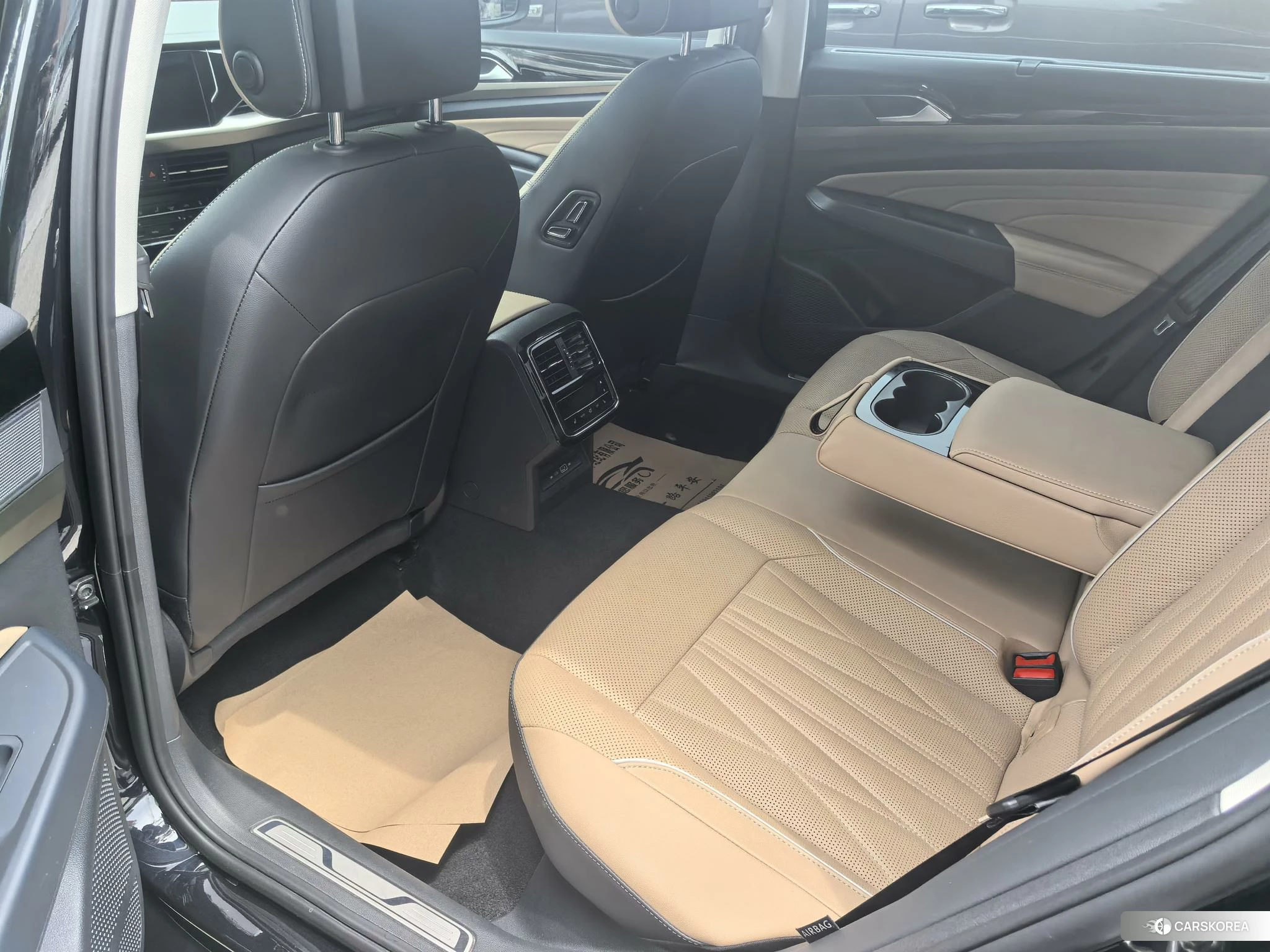 Volkswagen Passat id 4441309 из Китая 13