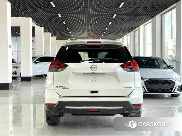 Nissan Qijun id 4213091 из Китая 20