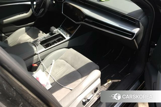 Audi A6L id 4314307 из Китая 17