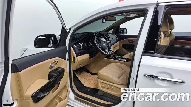 Kia The New Carnival id 2690679 из Кореи 20