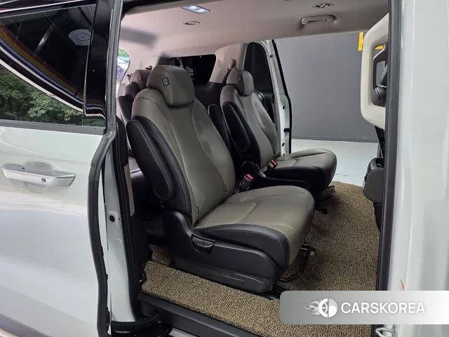 Kia The New Carnival 4th Generation id 3136489 из Кореи 20