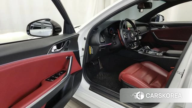 Kia Stinger id 3936384 из Кореи 20