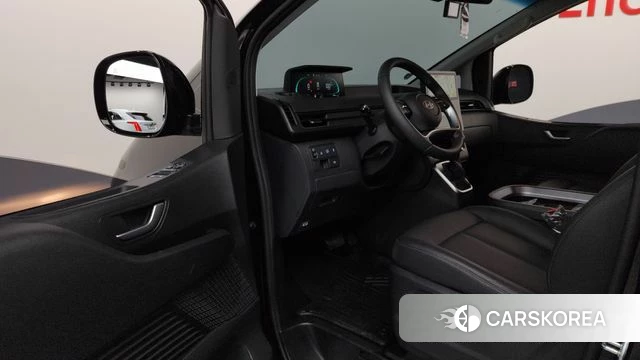 Hyundai Staria id 4893100 из Кореи 32