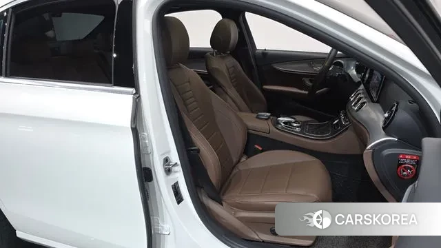 Mercedes-Benz E-Class W213 id 2902304 из Кореи 20