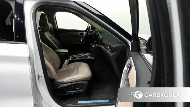 Ford Explorer 6th Generation id 3819833 из Кореи 20