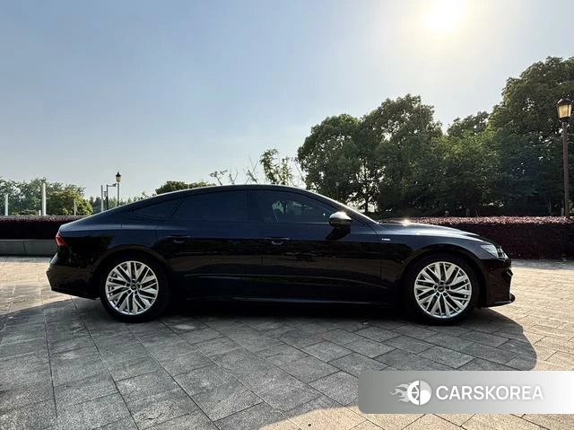 Audi A7 id 4301478 из Китая 16