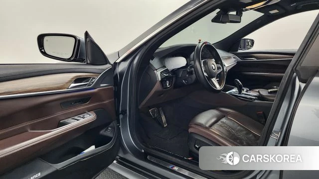 BMW 6 Series GT (G32) id 3866950 из Кореи 20