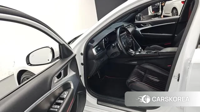 Genesis The New G70 id 3634949 из Кореи 20