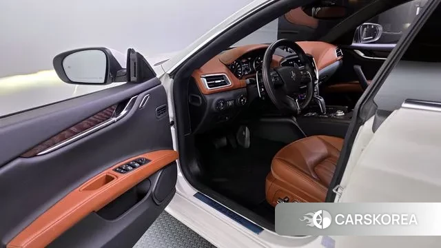 Maserati Ghibli id 3174879 из Кореи 20