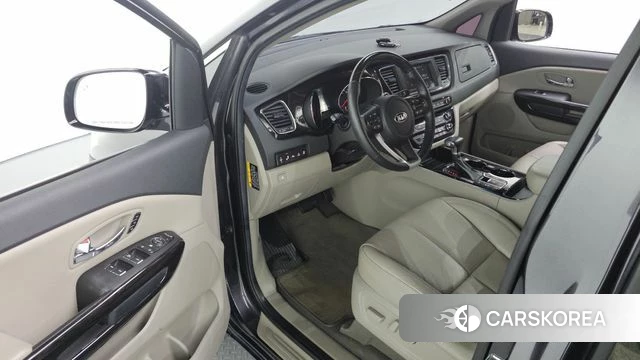 Kia The New Carnival id 4542837 из Кореи 31