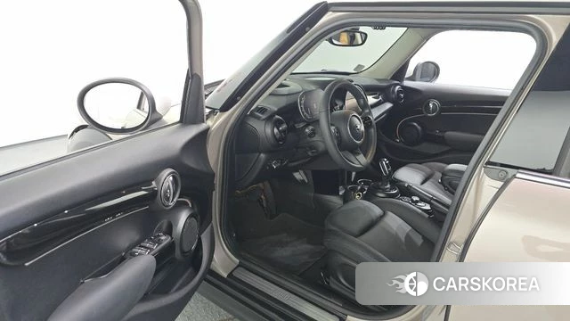 Mini Cooper id 4584653 из Кореи 31