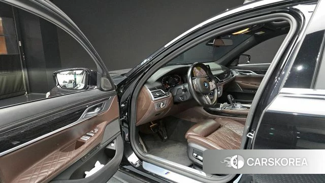 BMW 7 Series (G11) id 4410759 из Кореи 33