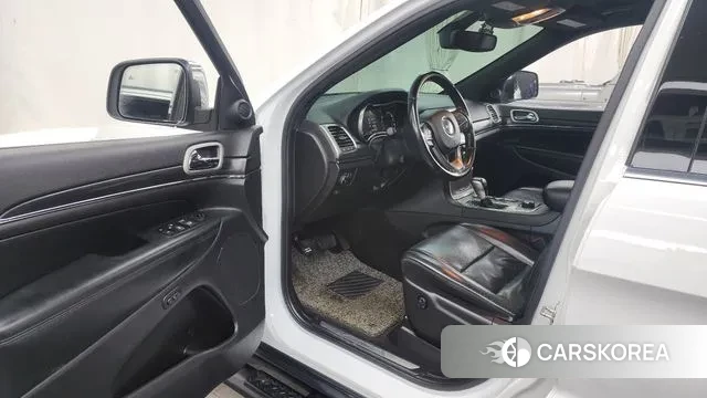Jeep Grand Cherokee id 3428119 из Кореи 20