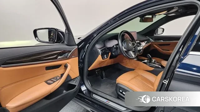 BMW 5 Series (G30) id 3620913 из Кореи 20