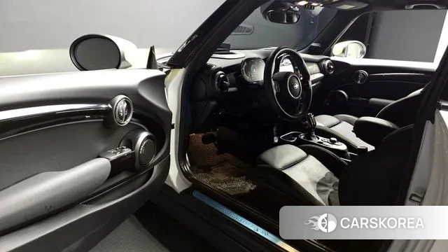 Mini Cooper Electric id 3036670 из Кореи 20